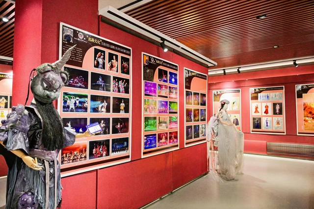 甘肃省第六届舞台美术作品交流展聚焦影视美术与道具置景，推动文艺创新与产业融合